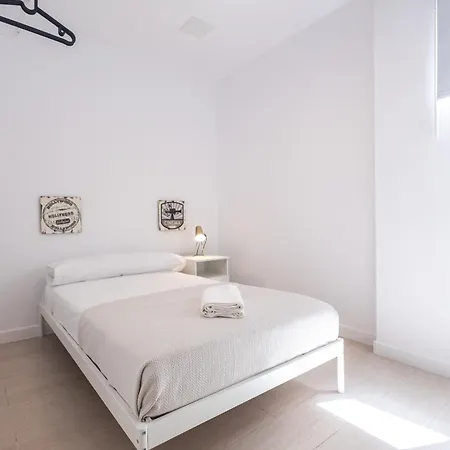Lleo By Concept Flats Apartment